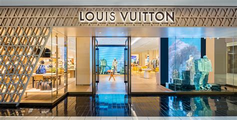 louis vuitton store in houston tx|louis vuitton store hours.